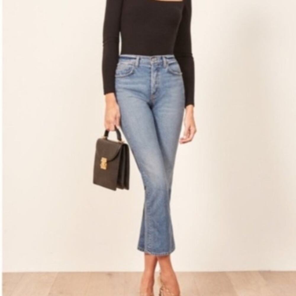 $128 Reformation Button Fly Jord Kick Flare Denim Jeans in Antigua Destroyed 31